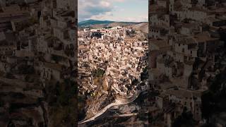 Bocairentpueblo medieval rodeado de cuevas y casas colgantes pueblos valencia pueblosconencanto [upl. by Erihppas722]