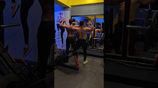 Lean vs Bulky Body fitnessmotivation bodybuildingcompetition youtubeshorts [upl. by Eva791]