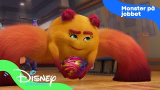 Bowling  Monster på jobbet  Disney Channel Sverige [upl. by Ennairda]