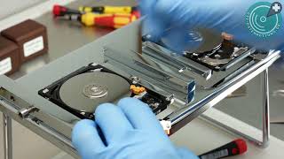 Datenrettung Festplatte Toshiba HDD klickt und piept Festplatte wird nicht erkannt [upl. by Etteloiv]