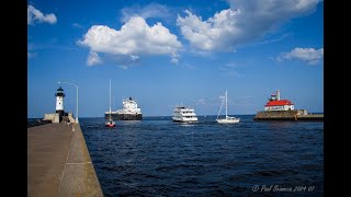 Follow the Leader The Empty John J Boland quotguidingquot the other boats out of the Duluth Canal [upl. by Freeman]