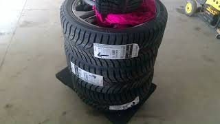 Kumho Wintercraft Ice Wi31 tires 2454019 [upl. by Gnilrad]