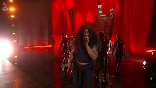 Watch SZA perform quotSNOOZE” and “KILL BILL” live at the 2024 GRAMMYs [upl. by Mabelle]