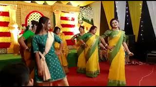 gotore holud o lagaiya  Haldi night dance performance sumona paul [upl. by Sally]