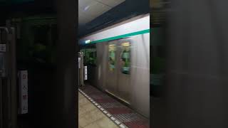 水天宮前駅｜東京メトロ半蔵門線（東急田園都市線用2020系電車2140F）到着。R53（東京都中央区）TOKYU on Tokyo Metro Hanzomon Line JAPAN TRAIN [upl. by Latrena]