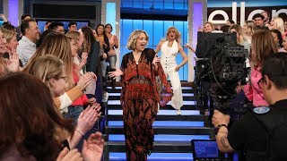 Kate Hudson amp Goldie Hawn Dance It Out [upl. by La Verne]