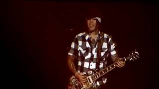 Guns N Roses  2009 12 16 Osaka [upl. by Crin824]