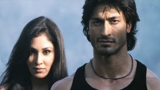 Tum Ho Kaun Dialogue Promo  Commando  Vidyut Jamwal Pooja Chopra [upl. by Teahan]