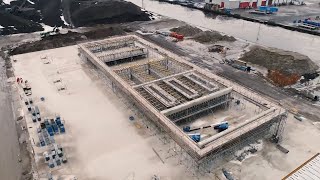 Een timelapse van onze fabriek in aanbouw [upl. by Arakaj]