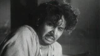 Devdas death scene 1955  Dilip Kumar amp Suchitra Sen  Bollywood Iconic Movie [upl. by Rednaxela]