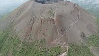 VESUVIO il vulcano vesuvio napoli [upl. by Zevahc]