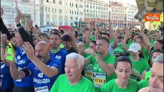 La partenza della mezza maratona di Genova 2022 [upl. by Pihc]