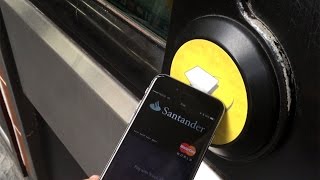 Using Apple Pay On the Underground [upl. by Sineray]