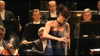 Mozart  Clarinet Concerto Sharon Kam [upl. by Adrahs288]