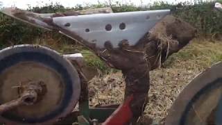 Beginners Guide To Ploughing Part 1 Plough Set Up And Tips [upl. by Alec]