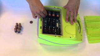 Remplacer les électrodes et les batteries du défibrillateur Zoll AED Plus [upl. by Lokin]