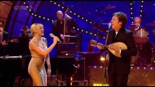 Kylie Minogue amp Paul McCartney  Dance Tonight Jools Annual Hootenanny 2007 [upl. by Mark]