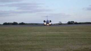 bombardier arriving at luton [upl. by Virg]