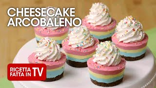 MINI CHEESECAKE ARCOBALENO di Benedetta Rossi  Ricetta TV Fatto in Casa per Voi [upl. by Endaira]