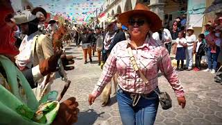 La cabalgata inicial de la feria Santa Ines Ahuatempan 2024 [upl. by Valer]