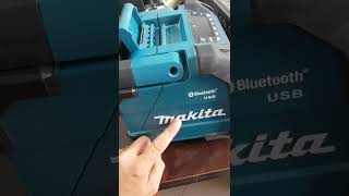 Makita dmr202 usb amp bluetooth speaker [upl. by Dichy]