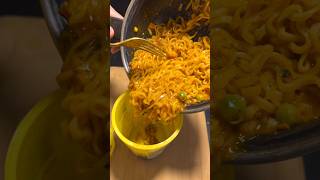 जब तक अपनी ना चलाऊ 🤩❗️noodles maggi recipe shorts [upl. by Airbmac]