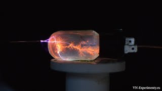 Microwave bulb creates an Xrays [upl. by Etnaed]