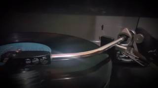 Q Up tonearm lift demo on a thorens 160 with SME 3009 tonearm [upl. by Julia]