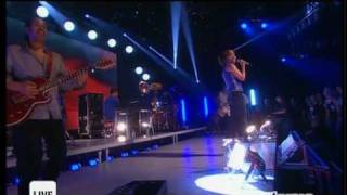 DIDO quot Here With Me quot Live Top of the Pops Show 2004 HQ [upl. by Brande]