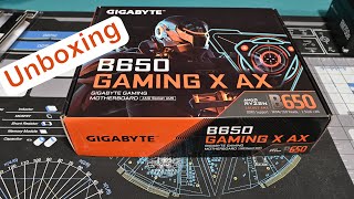 Unboxing Gigabyte B650 Gaming X AX [upl. by Eednas125]