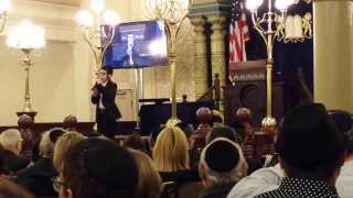 Yitzy Rosinger sings Tanya at Helfgot concert [upl. by Tonnie]