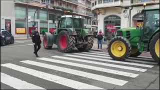 Tractorada en Zamora [upl. by Duthie]