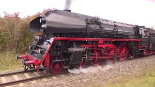 Parallelfahrt mit SchnellzugDampflok 01 519  Dampftage Rottweil 2016 [upl. by Cody416]