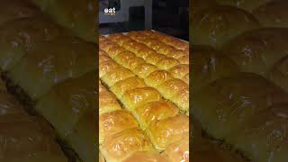 How to Make Turkish Baklava Dessert [upl. by Mozza]