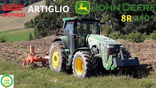 John Deere 8R 410 work whit Maschio Artiglio  Ripuntatura terreno con john Deere 8R 410 e Maschio [upl. by Furey797]