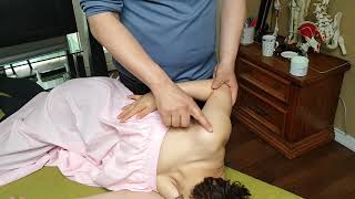 Subacrominal space syn  subdeltoid bursitis  deltoid massage  견봉하공간 증후군  삼각근하 점액낭염  삼각근 마사지 [upl. by Eibrad360]