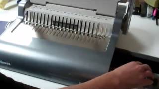 Fellowes Quasar E 500 Comb Binding Machine [upl. by Ynattirb]