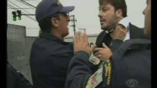 CQC  280610 Agressão a Danilo Gentili [upl. by Ulu]