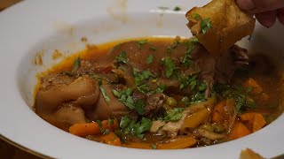 Recette  Ragoût de porc [upl. by Alaikim454]