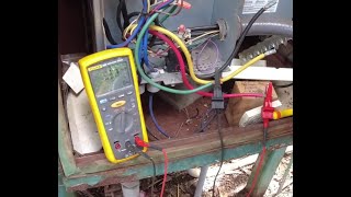 Training with Fluke 1507 Megohmmeter Insulation Tester of Well Pump Motor Windings [upl. by Winshell223]