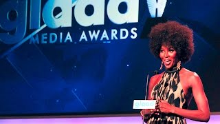 Naomi Campbell Voices Support For Trans Model Carmen Carrera at the GLAADAWARDS [upl. by Atinaj874]