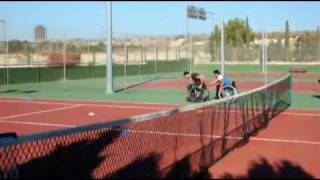 Entrenamiento tenis en silla de ruedas CT Sargantana [upl. by Dnomso]