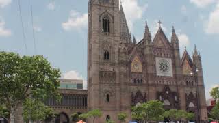 RELOJ DEL TEMPLO EXPIATORIO DE GUADALAJARA [upl. by Ellehcer]