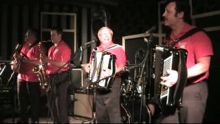 Walter Ostanek  Polka Medley Live in Holland  May 09 2009 [upl. by Eirahcaz]