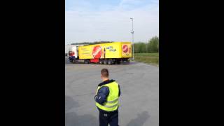 Talentfreier LKW Fahrer [upl. by Lil]