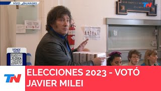 Votó Milei I Lluvia de pétalos “Feliz cumpleaños” y una movilización multitudinaria [upl. by Craven]