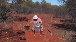 PROSPECTING FOR GOLD BY LOAMING IN WESTERN AUSTRALIA [upl. by Tehcac]