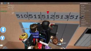 Roblox The Crazy Elevator THE BANANA SONG [upl. by Anirrehs]