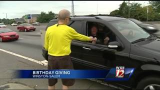 Man hands out 5 bills to celebrate birthday [upl. by Nommad784]