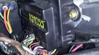 How to find replace fix 4x4 transfer case shift module 2002 Ford Explorer 4 wheel drive not working [upl. by Crowe]